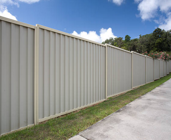 aluminum privacy fencing